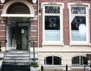 De buitenkant van het pand van orthodontie praktjk Hereplein